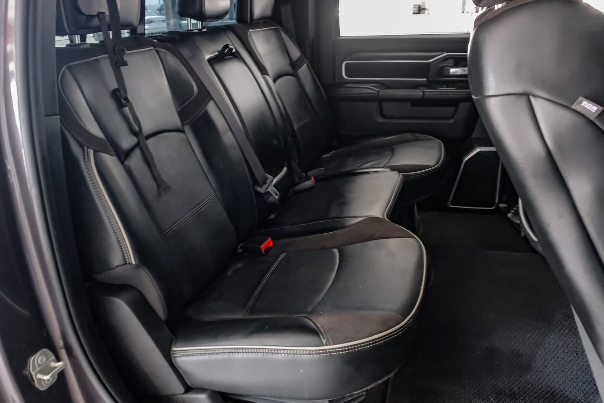 Used 2023 RAM 3500 Laramie AWD/4WD image 33