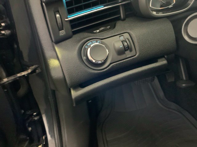 Used 2015 Chevrolet Malibu LT w/ Power Convenience Package FWD image 16