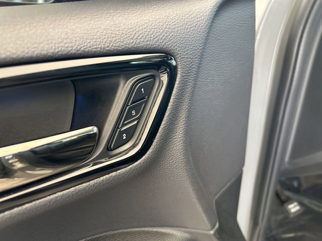 Used 2023 Dodge Durango GT image 42