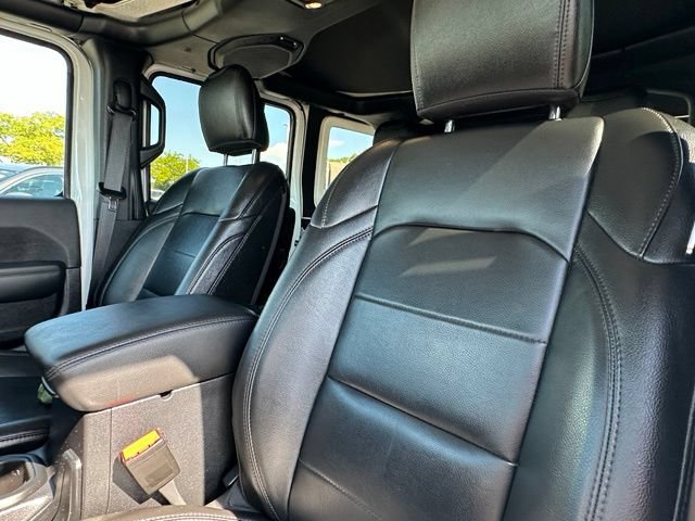 Used 2021 Jeep Wrangler Unlimited Sahara AWD/4WD image 29