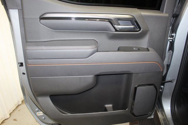 Used 2025 GMC Sierra 1500 AT4 w/ AT4 Premium Package image 12