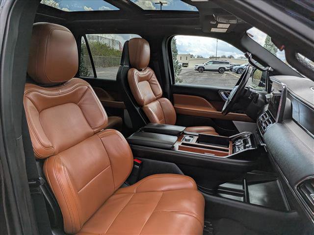 Used 2020 Lincoln Navigator Reserve w/ Equipment Group 208A Reserve image 14
