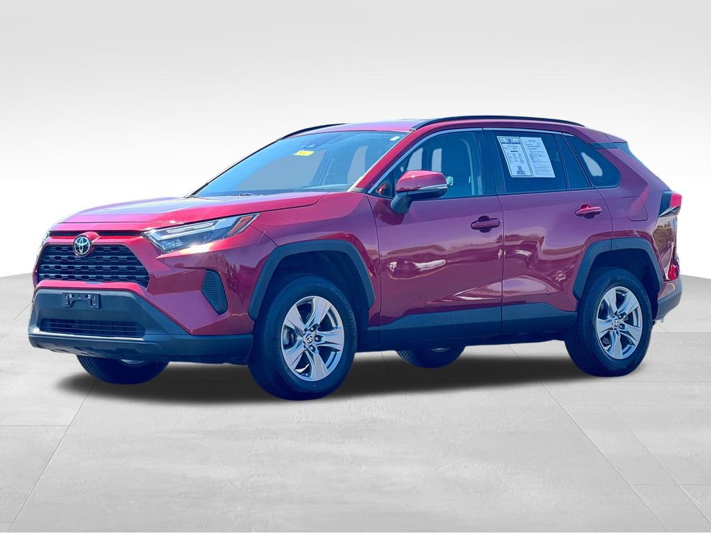Used 2023 Toyota RAV4 XLE FWD image 3