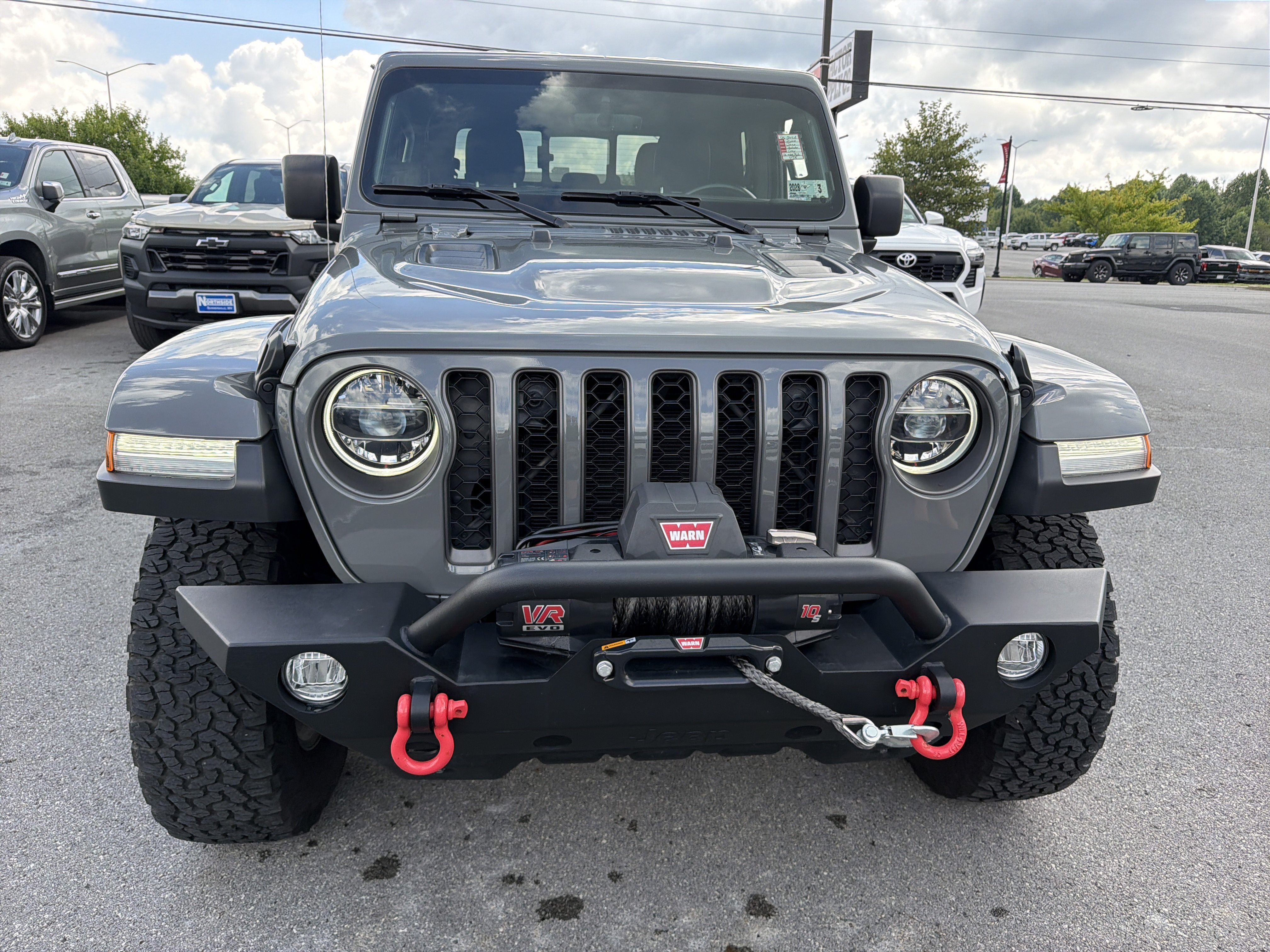 Used 2022 Jeep Gladiator Rubicon w/ LED Lighting Group AWD/4WD image 2