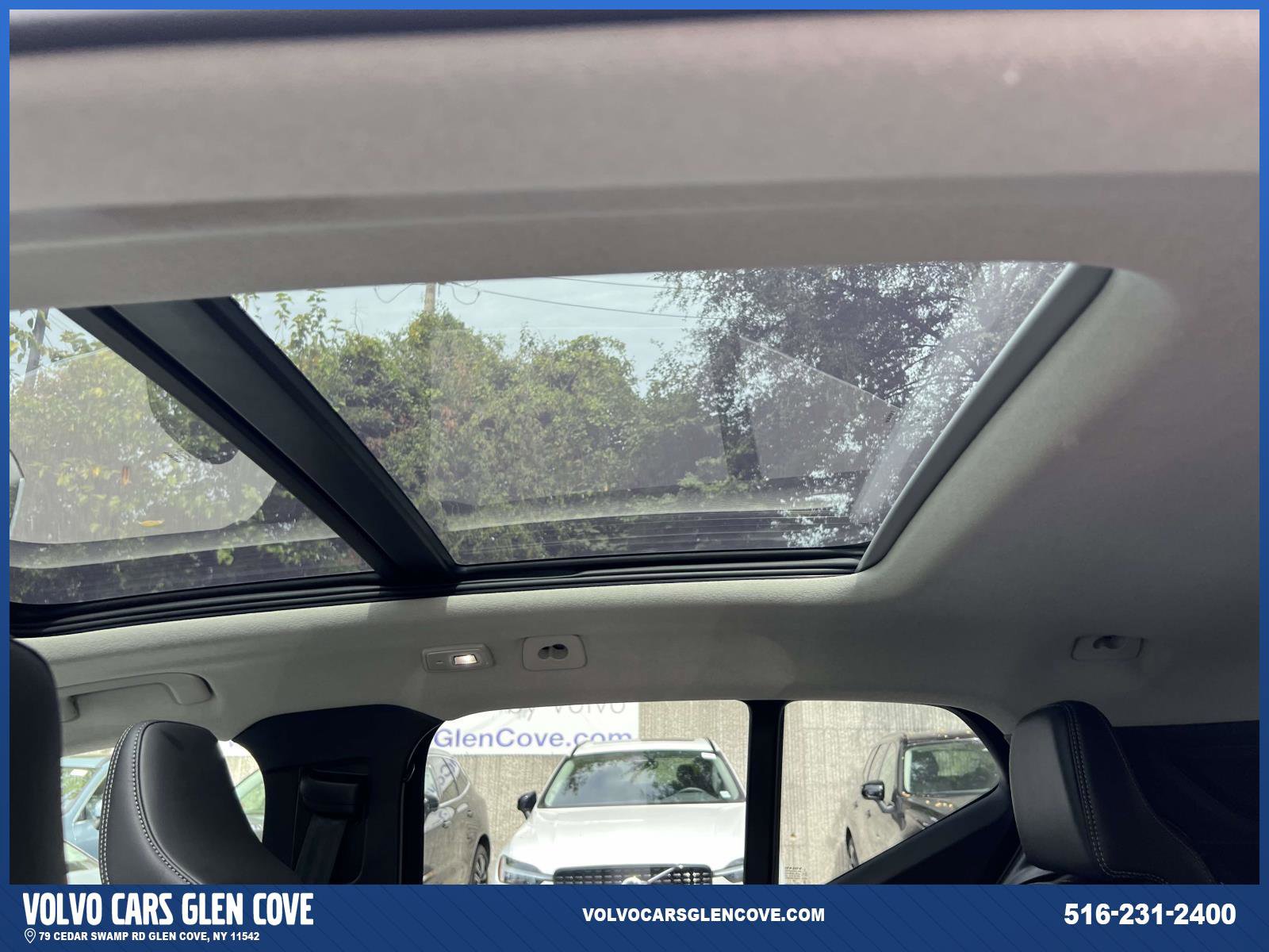 Certified 2025 Volvo XC40 B5 Ultra w/ Protection Package Premier image 14