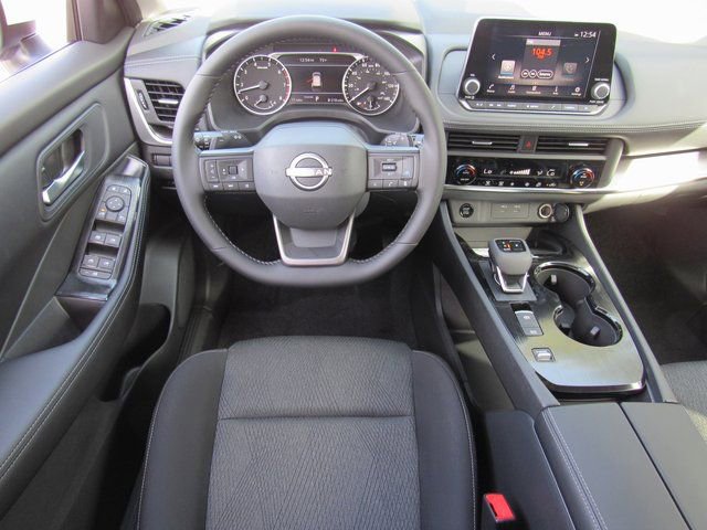 New 2026 Nissan Rogue SV image 10