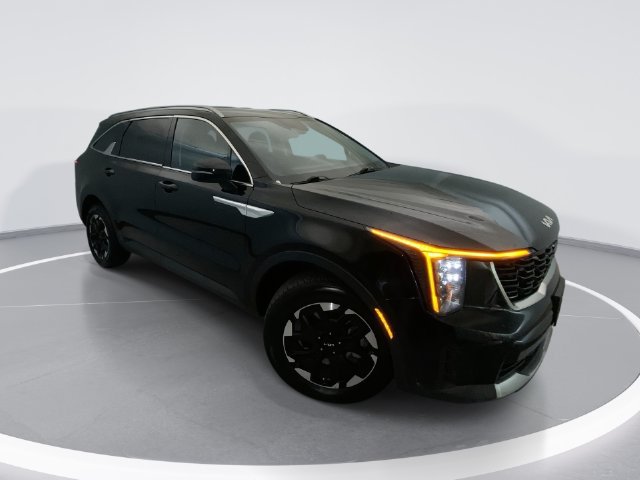 Used 2024 Kia Sorento S AWD/4WD image 1