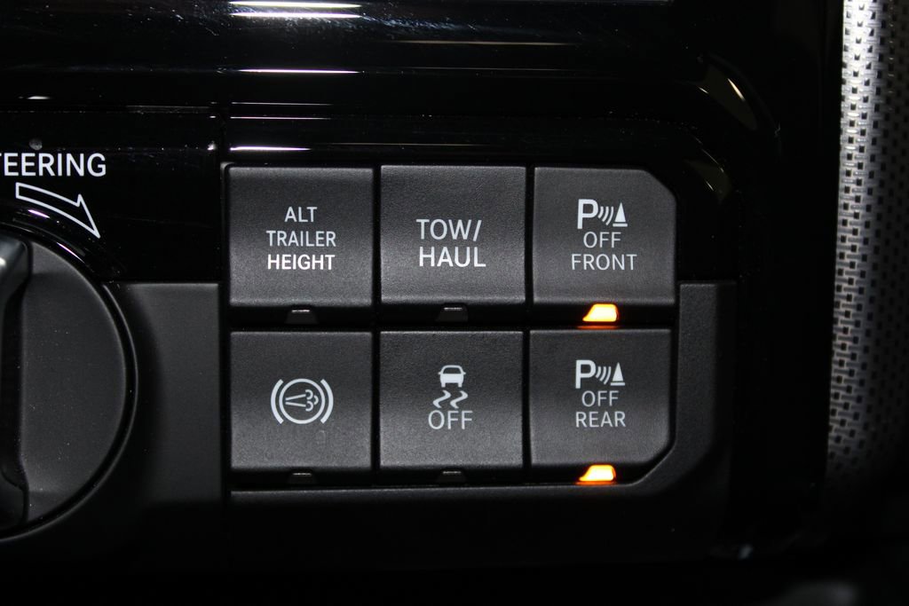 Used 2024 RAM 2500 Limited image 55