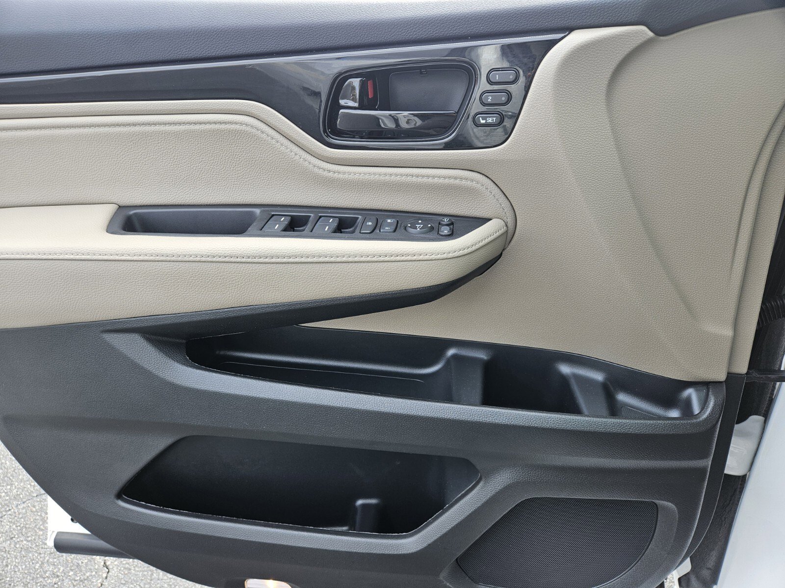 Used 2024 Honda Odyssey Elite image 30