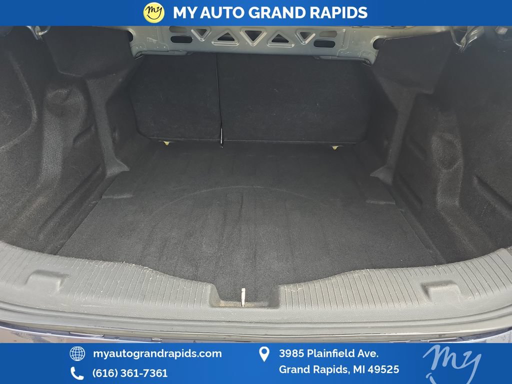 Used 2016 Chevrolet Cruze LT w/ Convenience Package FWD image 24
