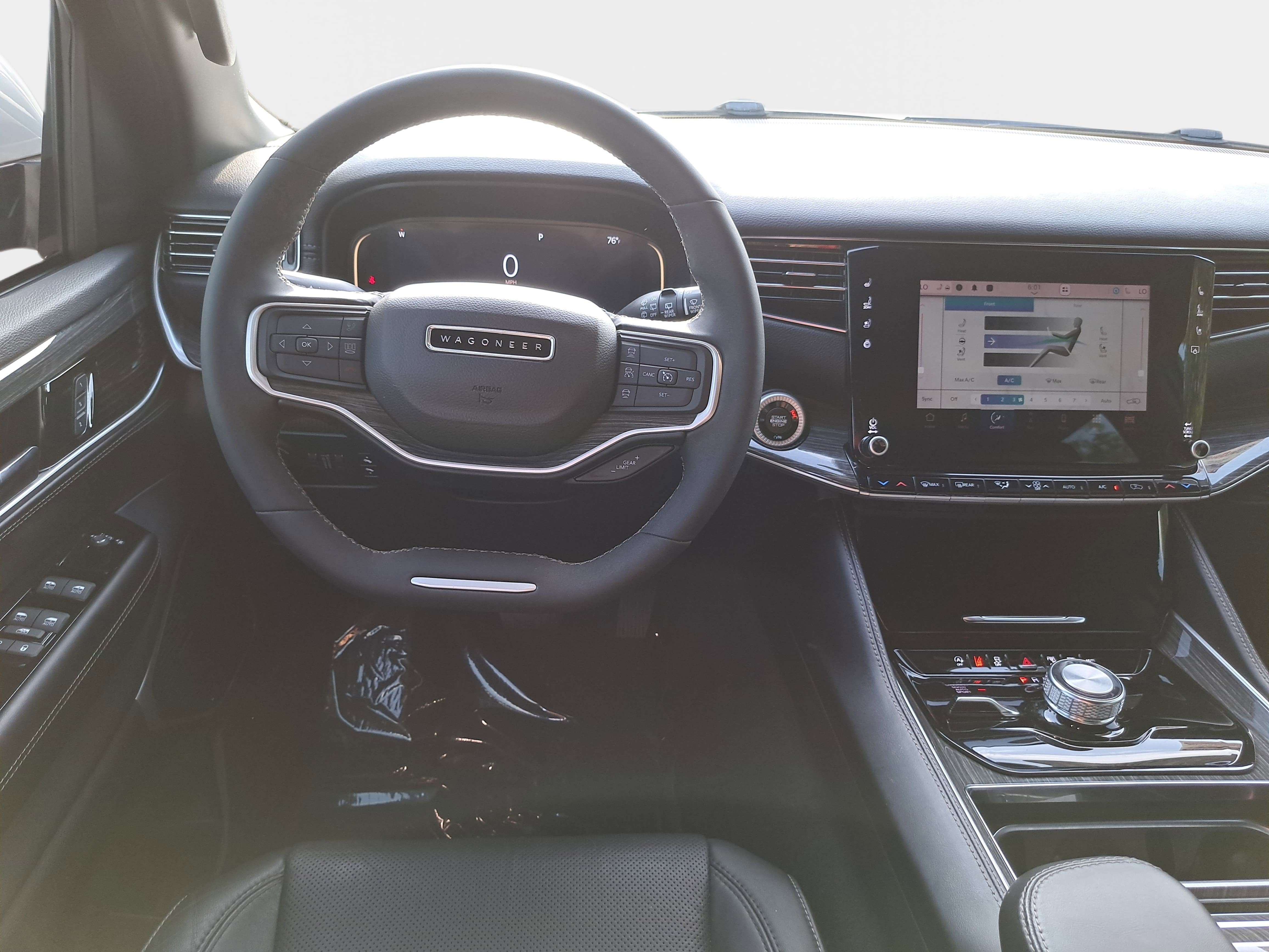 Used 2022 Jeep Wagoneer Series II AWD/4WD image 17