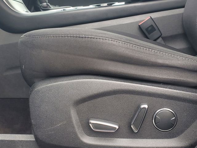 Used 2015 Ford Edge SEL image 10