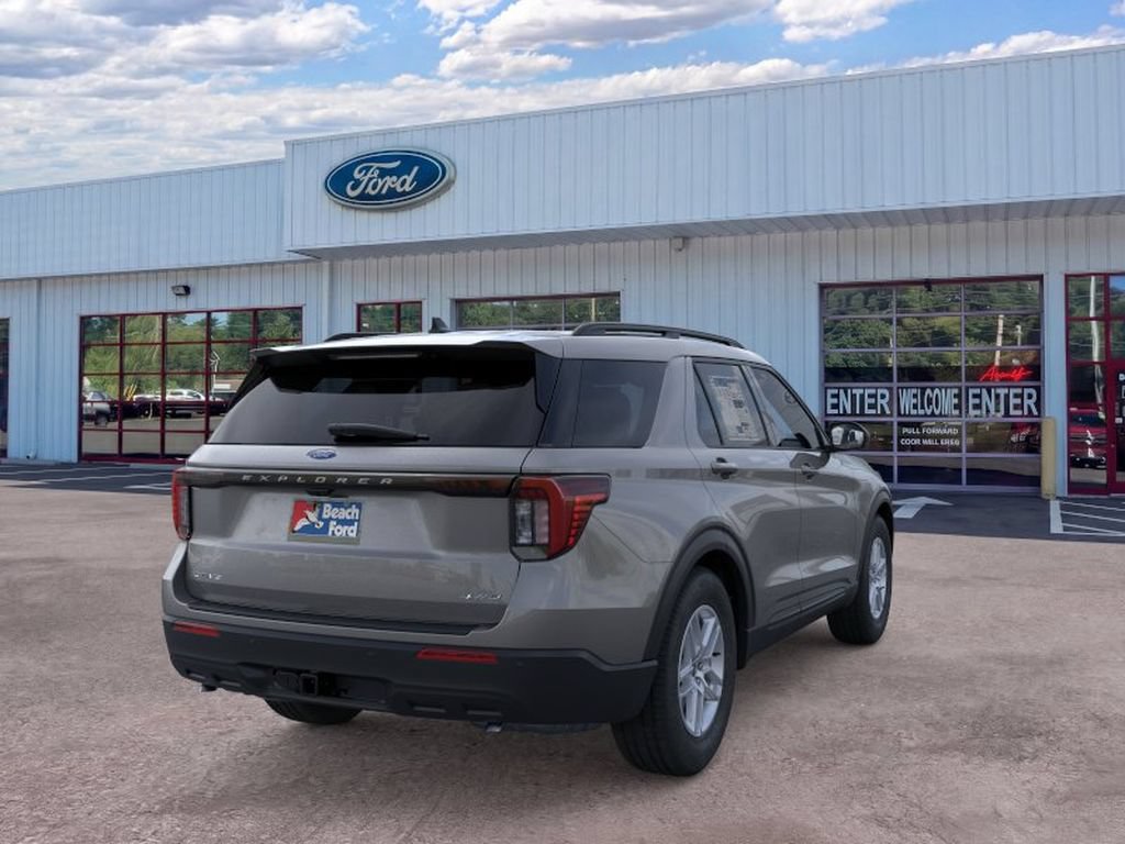 New 2026 Ford Explorer Active AWD/4WD image 8