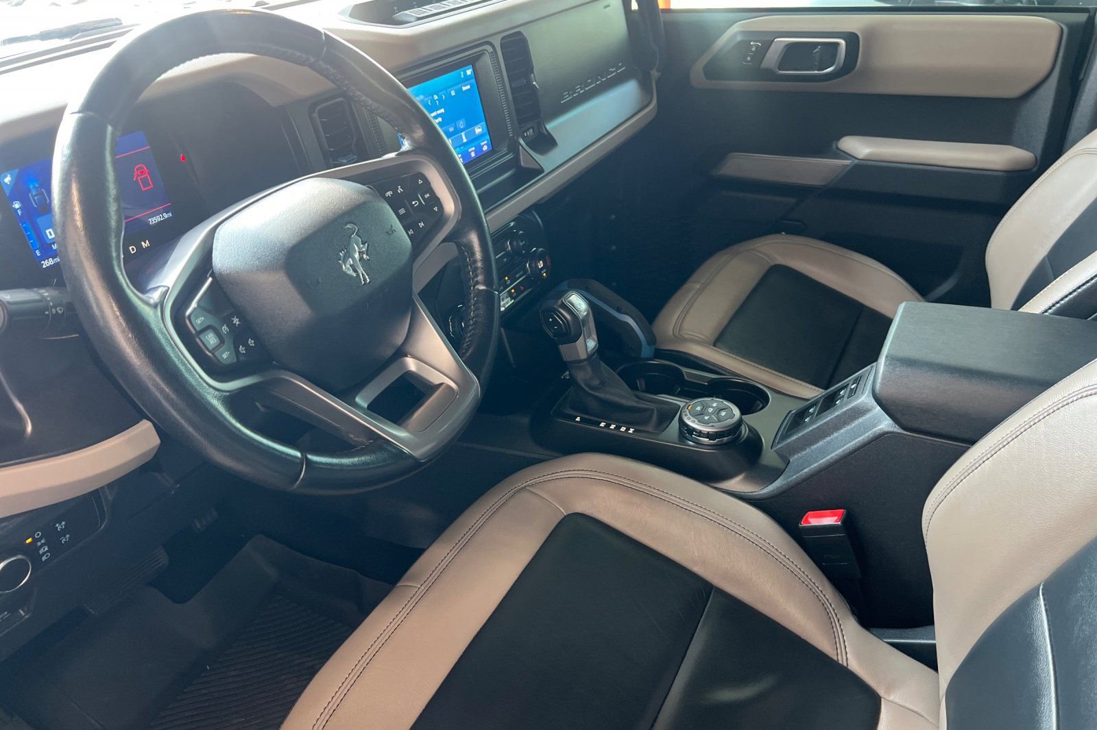 Used 2021 Ford Bronco Wildtrak image 7