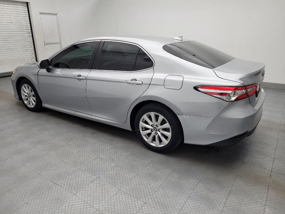 Used 2020 Toyota Camry LE w/ Convenience Package image 3