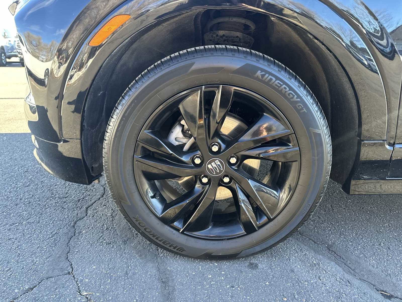 Used 2024 Buick Encore GX Sport Touring image 17