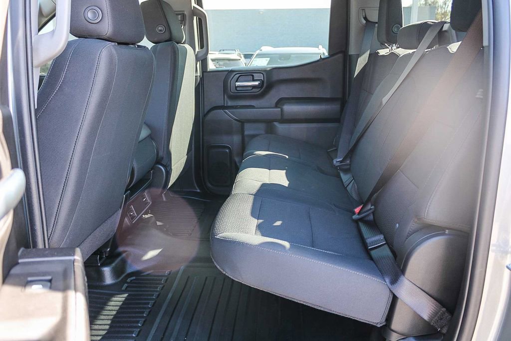 Used 2025 Chevrolet Silverado 1500 W/T image 18