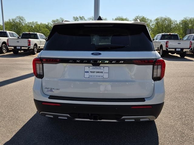 New 2026 Ford Explorer Active w/ Active Comfort Package RWD image 9