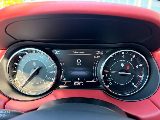 Used 2023 Maserati Levante Modena AWD/4WD image 17
