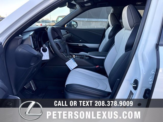 New 2026 Lexus TX 500h AWD w/ Technology Package image 26