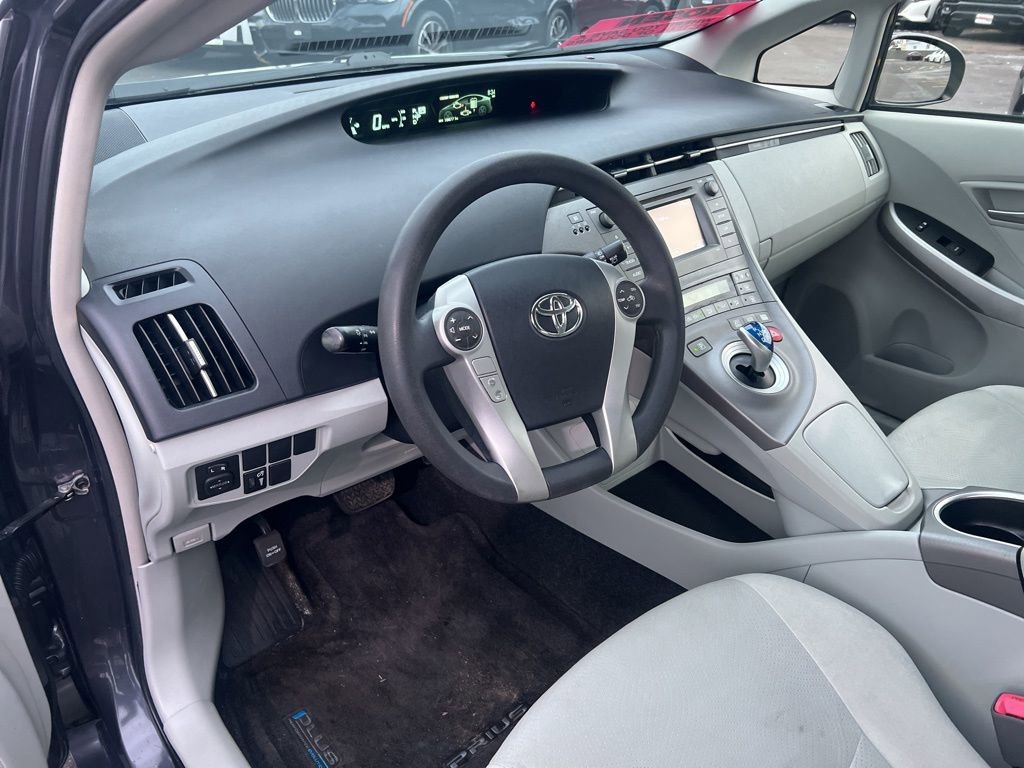 Used 2013 Toyota Prius Two image 6