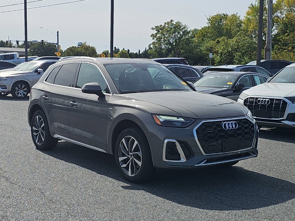 Certified 2023 Audi Q5 2.0T Premium Plus AWD/4WD image 1