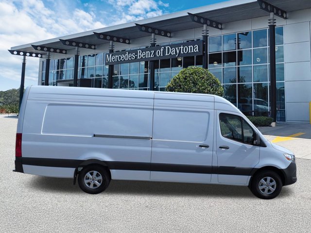 New 2026 Mercedes-Benz Sprinter 2500 image 3