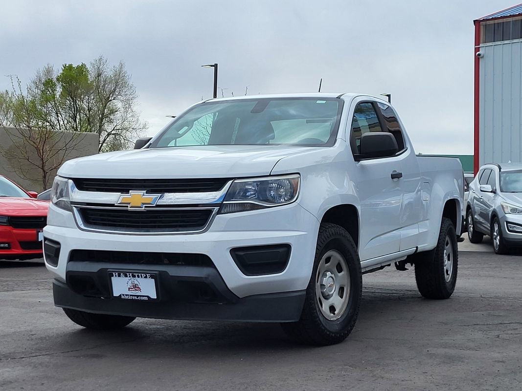Used 2018 Chevrolet Colorado W/T AWD/4WD image 1