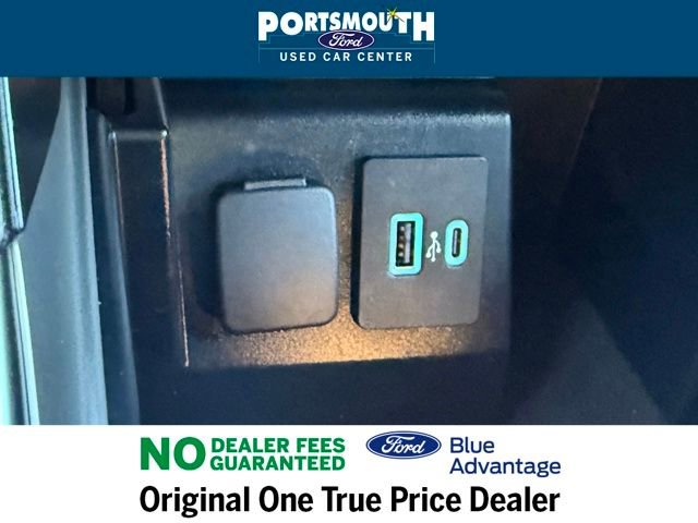 Used 2022 Ford Explorer XLT w/ Equipment Group 202A image 17
