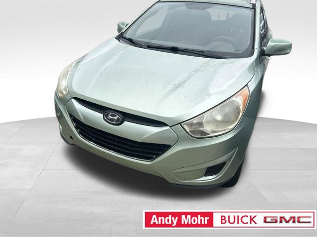 Used 2010 Hyundai Tucson GLS w/ Popular Equipment Pkg 2 AWD/4WD image 2