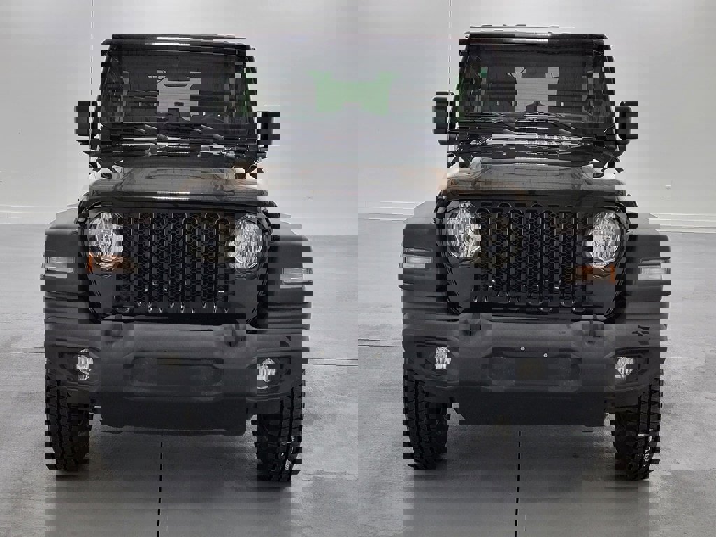 Used 2018 Jeep Wrangler Unlimited Sport S image 3