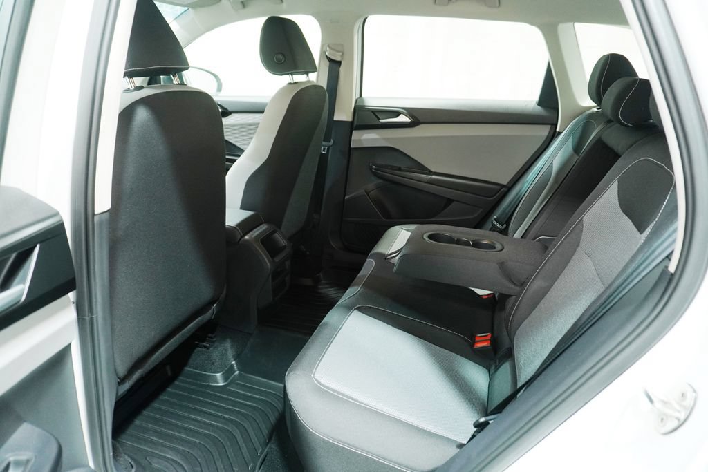 Certified 2023 Volkswagen Taos S FWD image 11