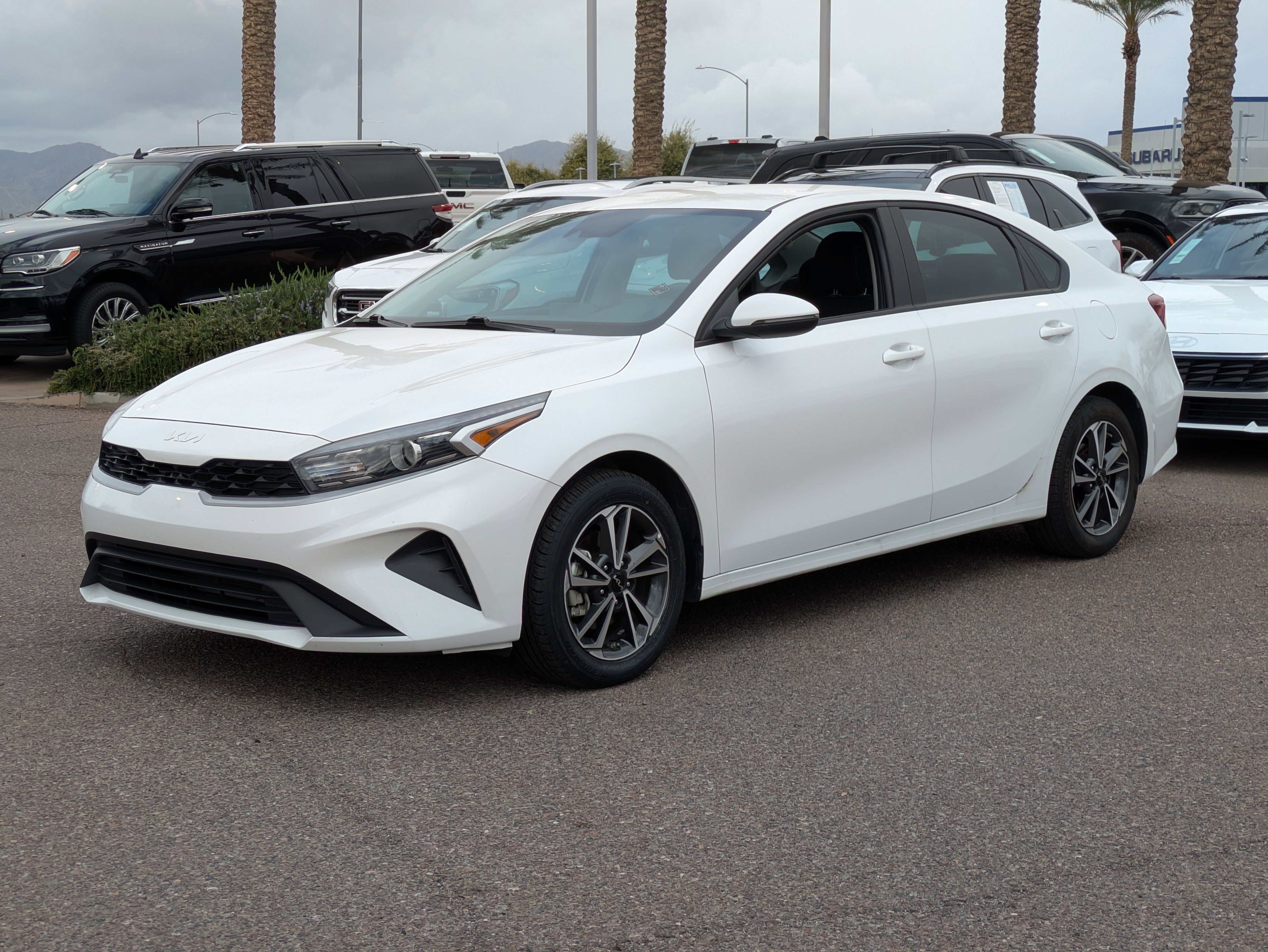 Used 2023 Kia Forte LXS w/ LXS Technology Package image 7