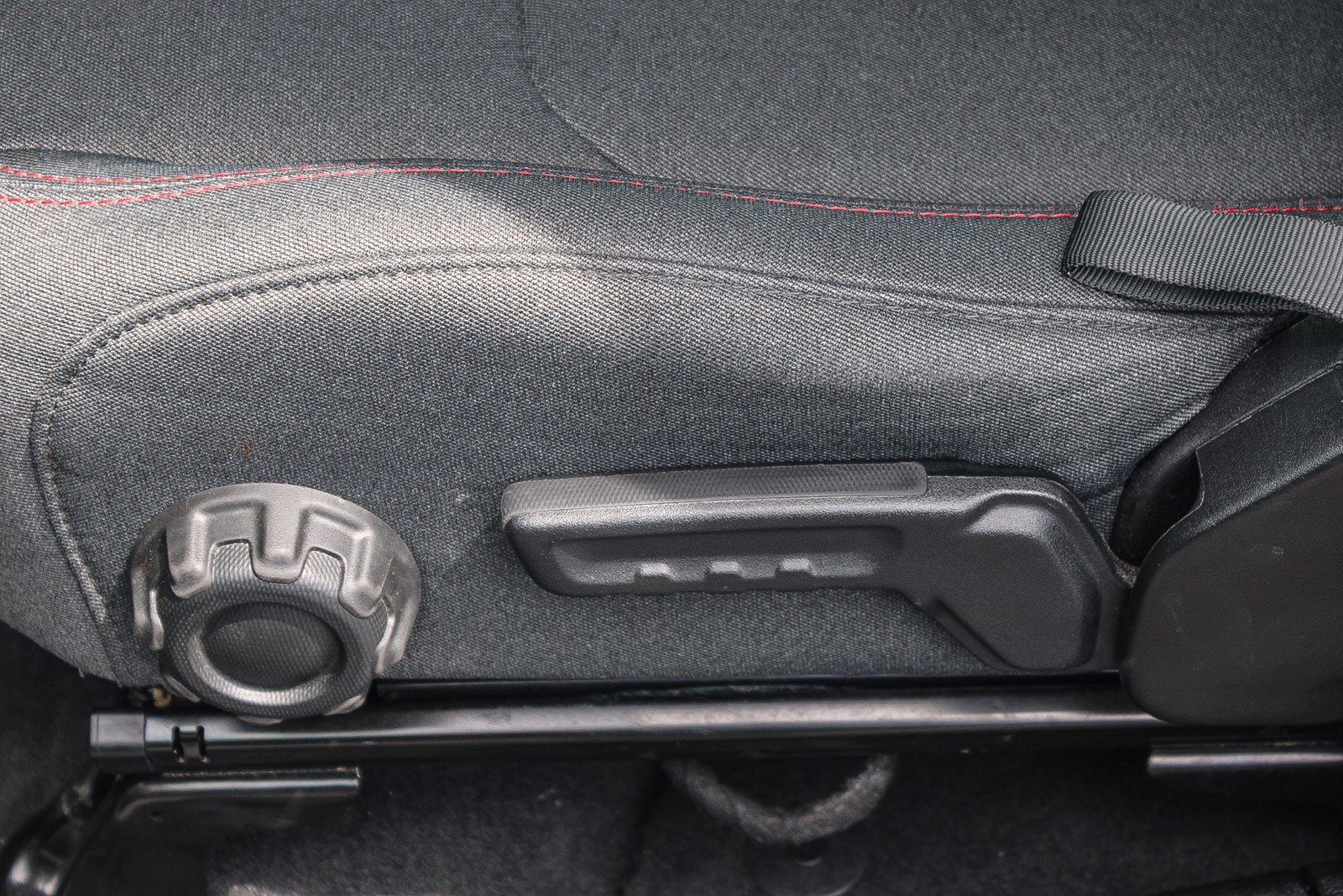 Used 2025 Jeep Wrangler Unlimited Rubicon image 22