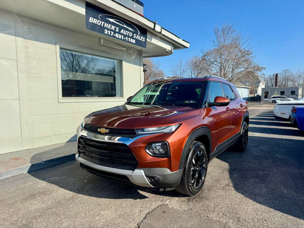 Used 2021 Chevrolet TrailBlazer LT w/ Convenience Package image 1
