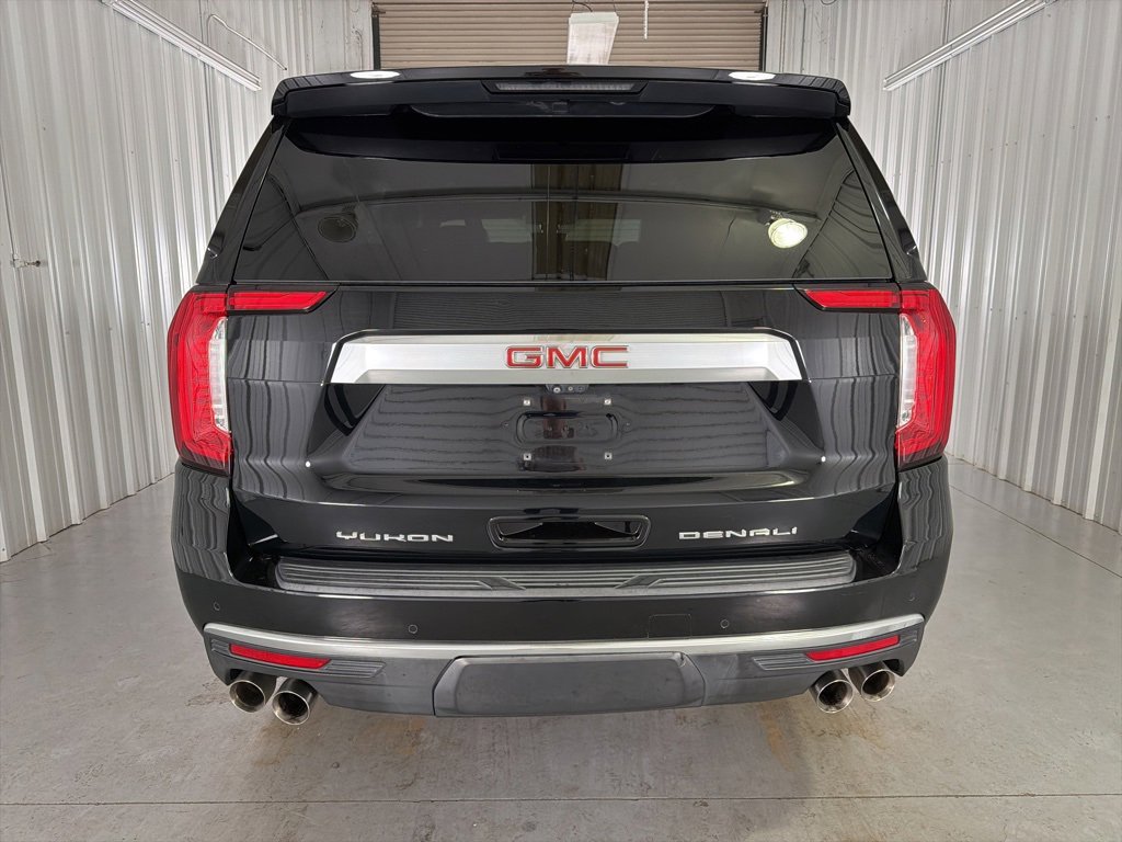 Used 2021 GMC Yukon Denali w/ Denali Premium Package image 6