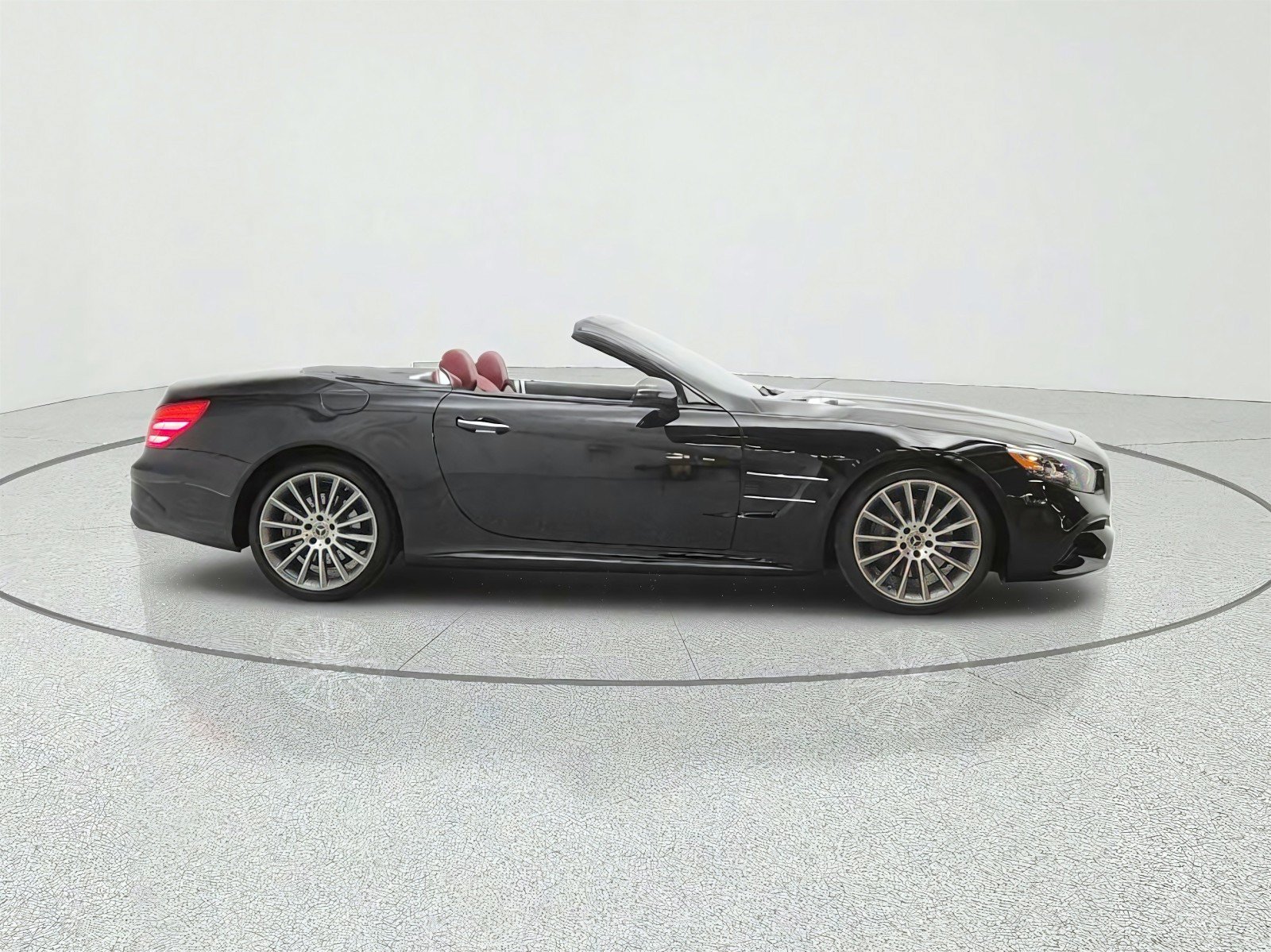 Used 2019 Mercedes-Benz SL 450 image 4