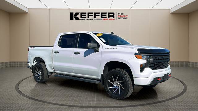Used 2023 Chevrolet Silverado 1500 Custom image 7