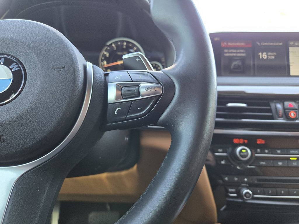 Used 2018 BMW X6 xDrive50i w/ M Sport Package image 30