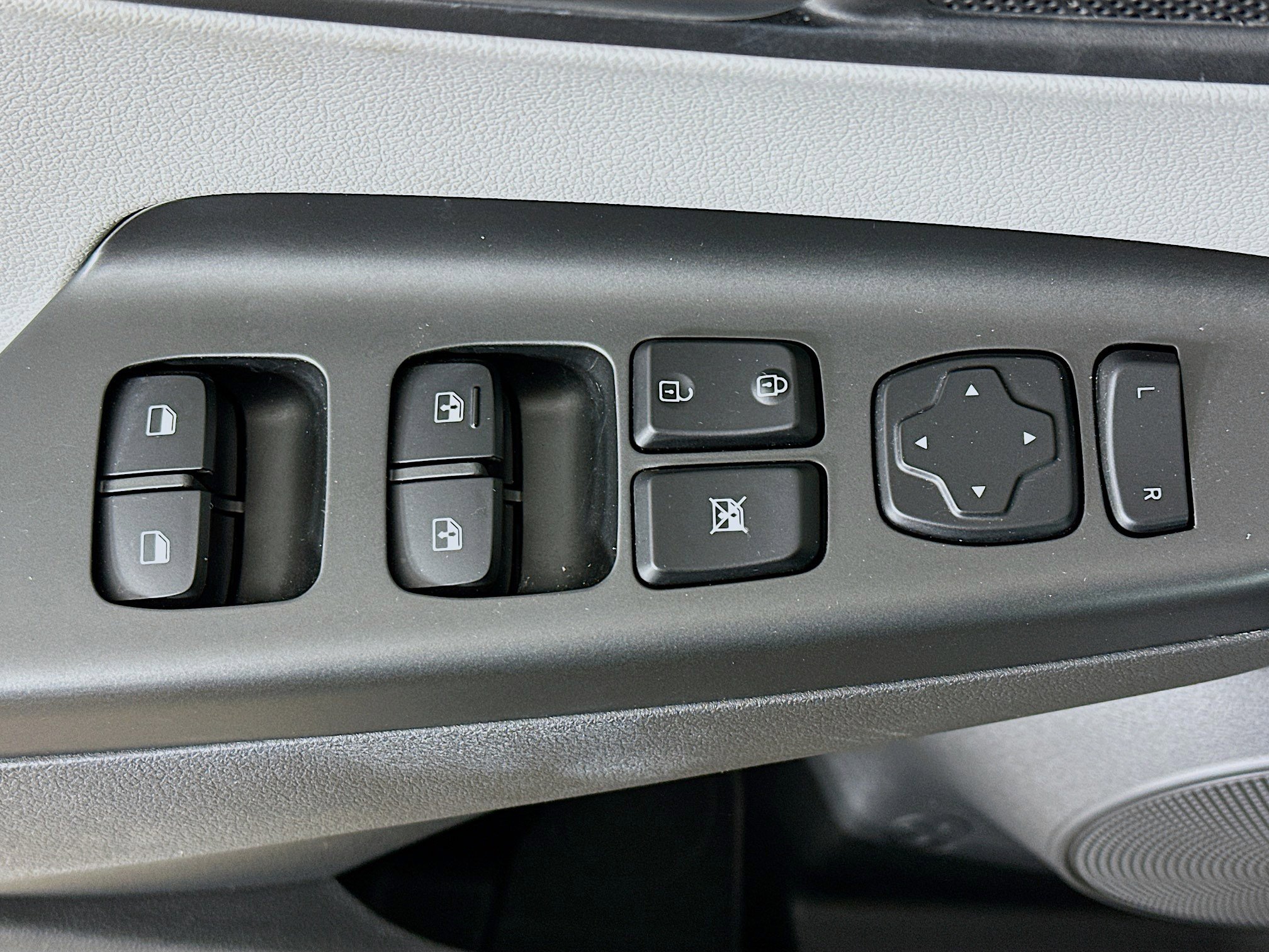 Used 2023 Hyundai Kona SEL w/ Cargo Package image 15