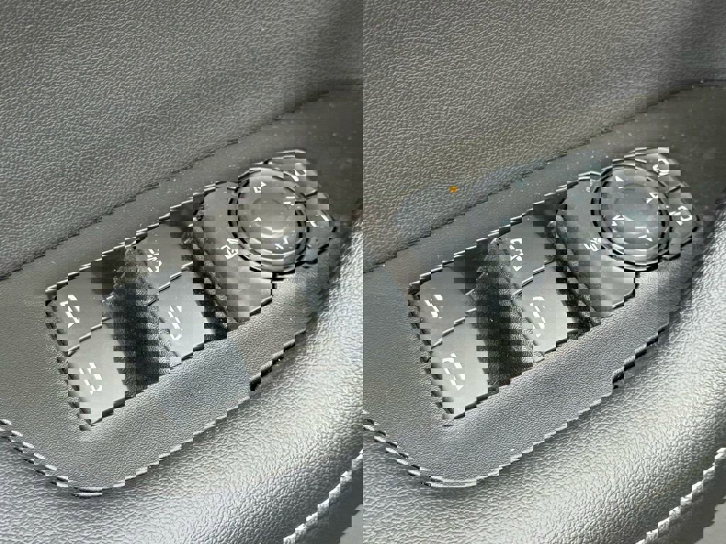 Used 2024 Chevrolet Blazer LT w/ Convenience Package image 18