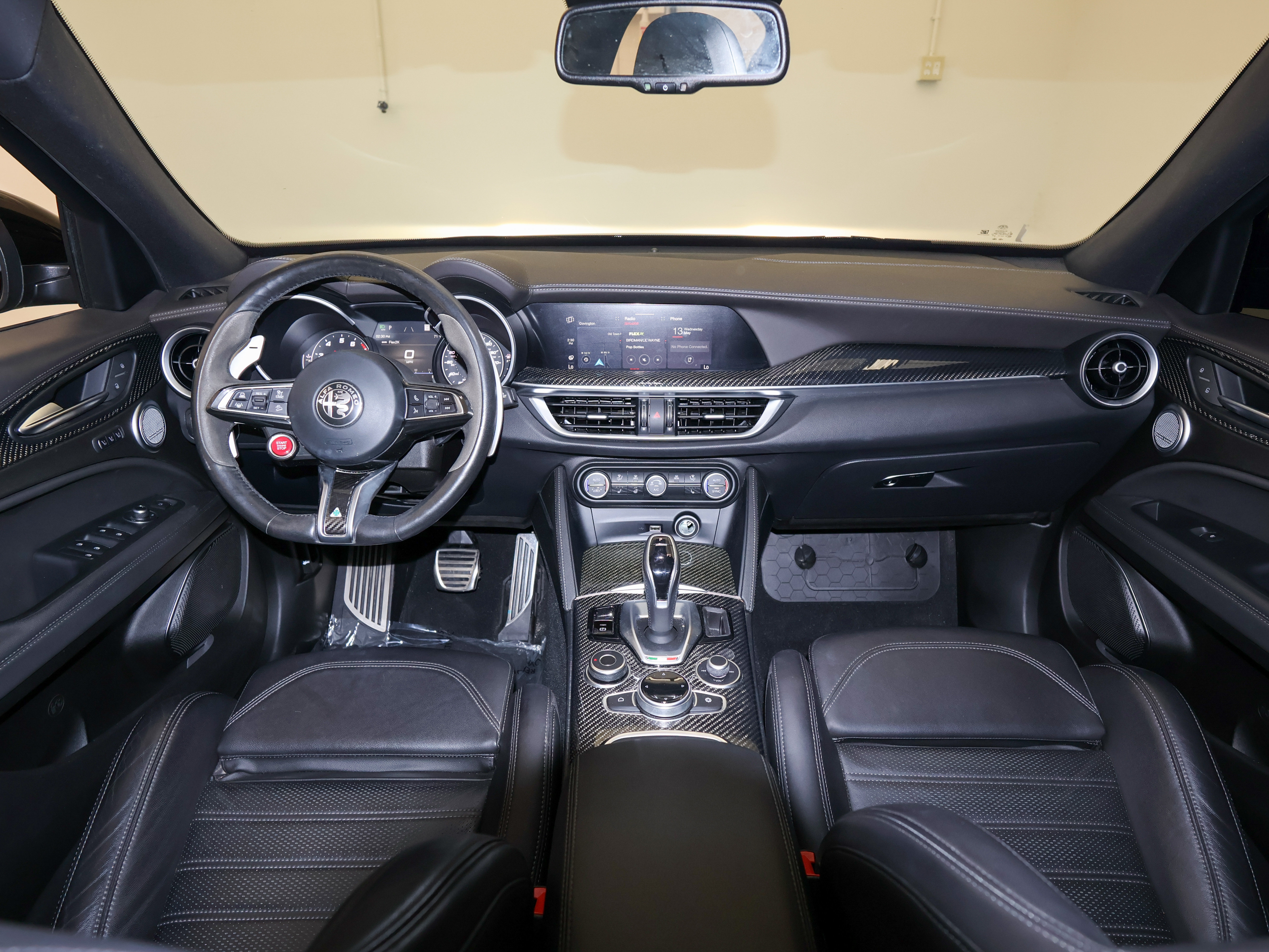 Used 2022 Alfa Romeo Stelvio Quadrifoglio w/ Active Assist Plus Package AWD/4WD image 24