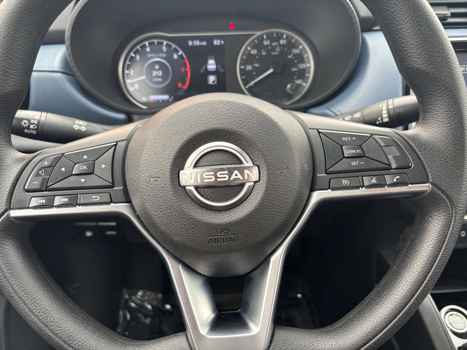 Used 2025 Nissan Versa SV FWD image 21