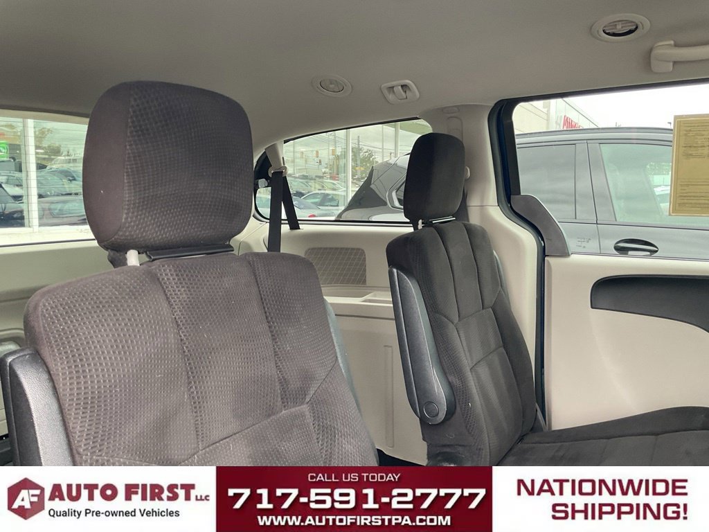 Used 2017 Dodge Grand Caravan SE w/ Power Window Group FWD image 11