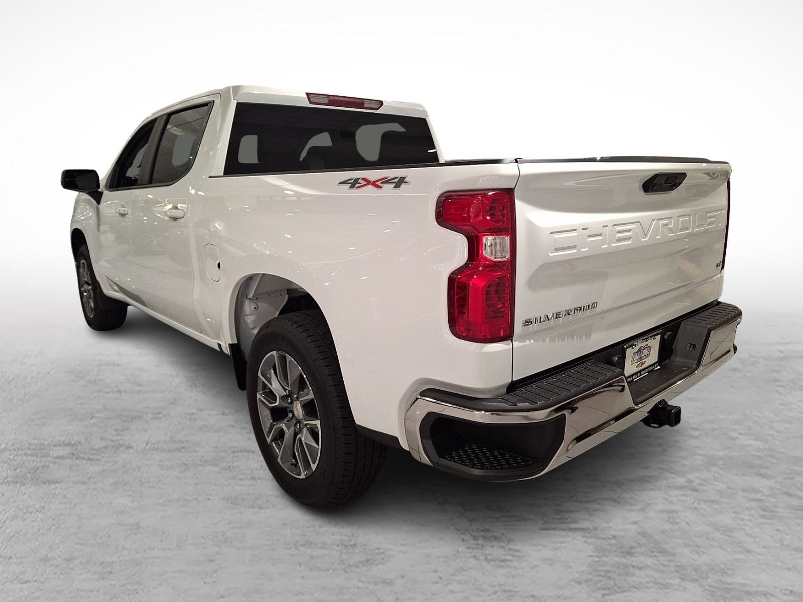 Certified 2026 Chevrolet Silverado 1500 LT AWD/4WD image 4
