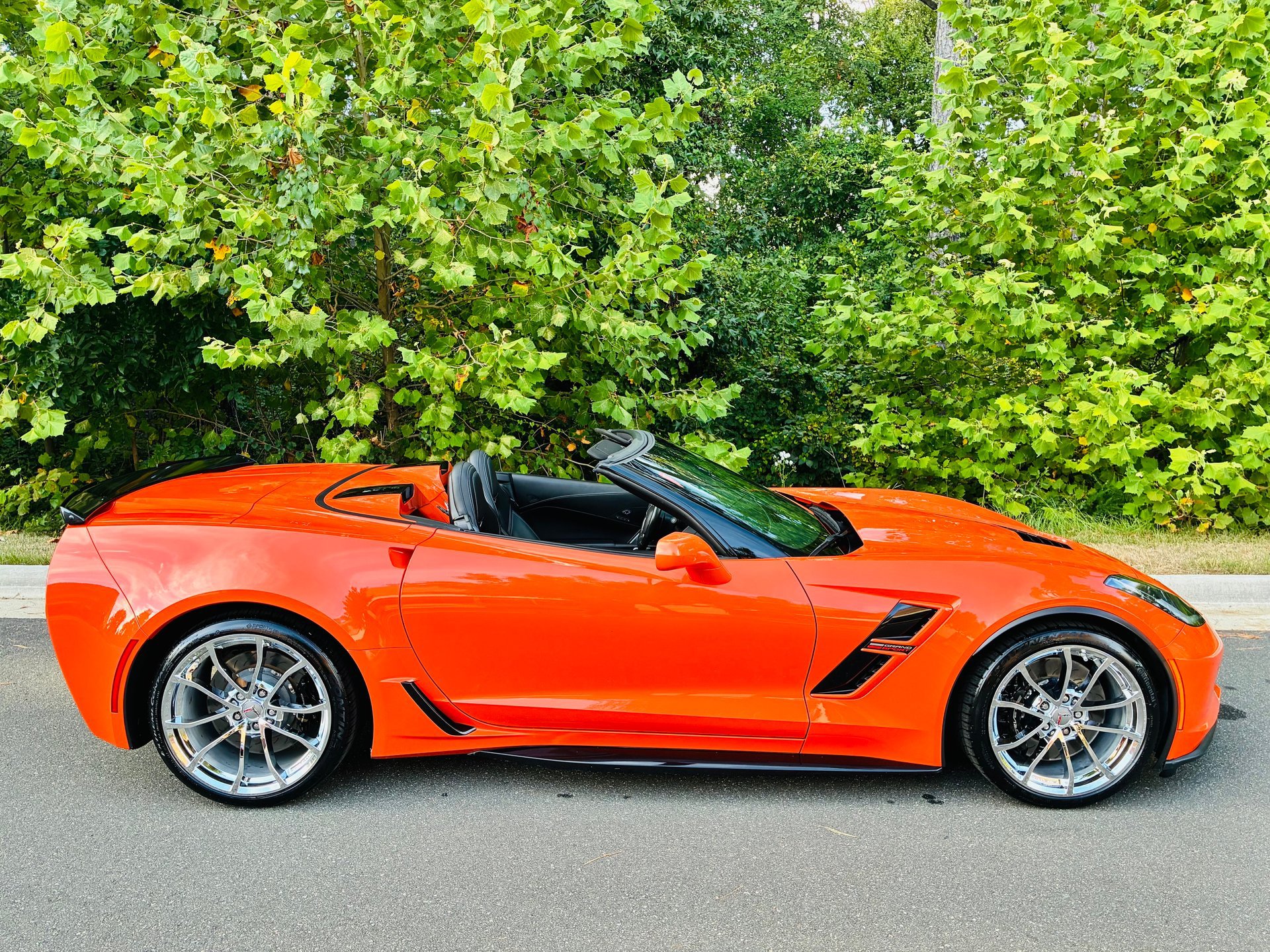 Used 2019 Chevrolet Corvette Grand Sport RWD image 10