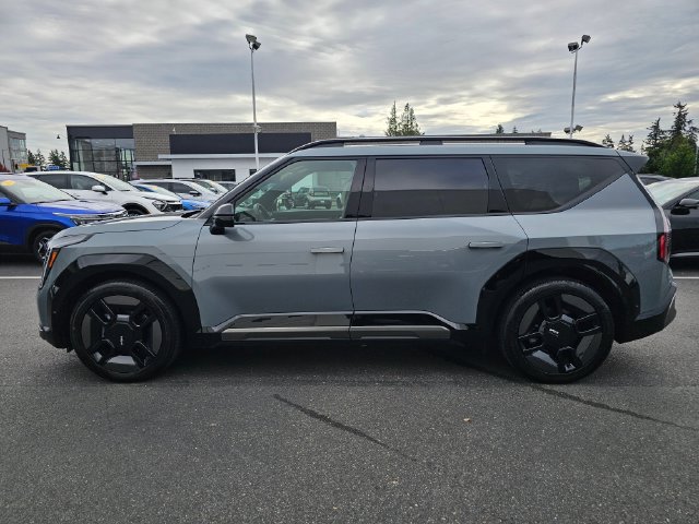 Certified 2024 Kia EV9 GT-Line AWD/4WD image 2