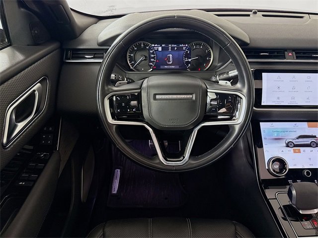 Used 2022 Land Rover Range Rover Velar R-Dynamic S image 25