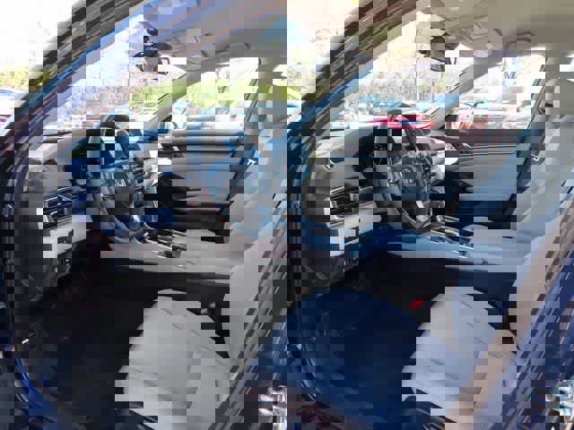 Used 2018 Honda Accord LX image 2