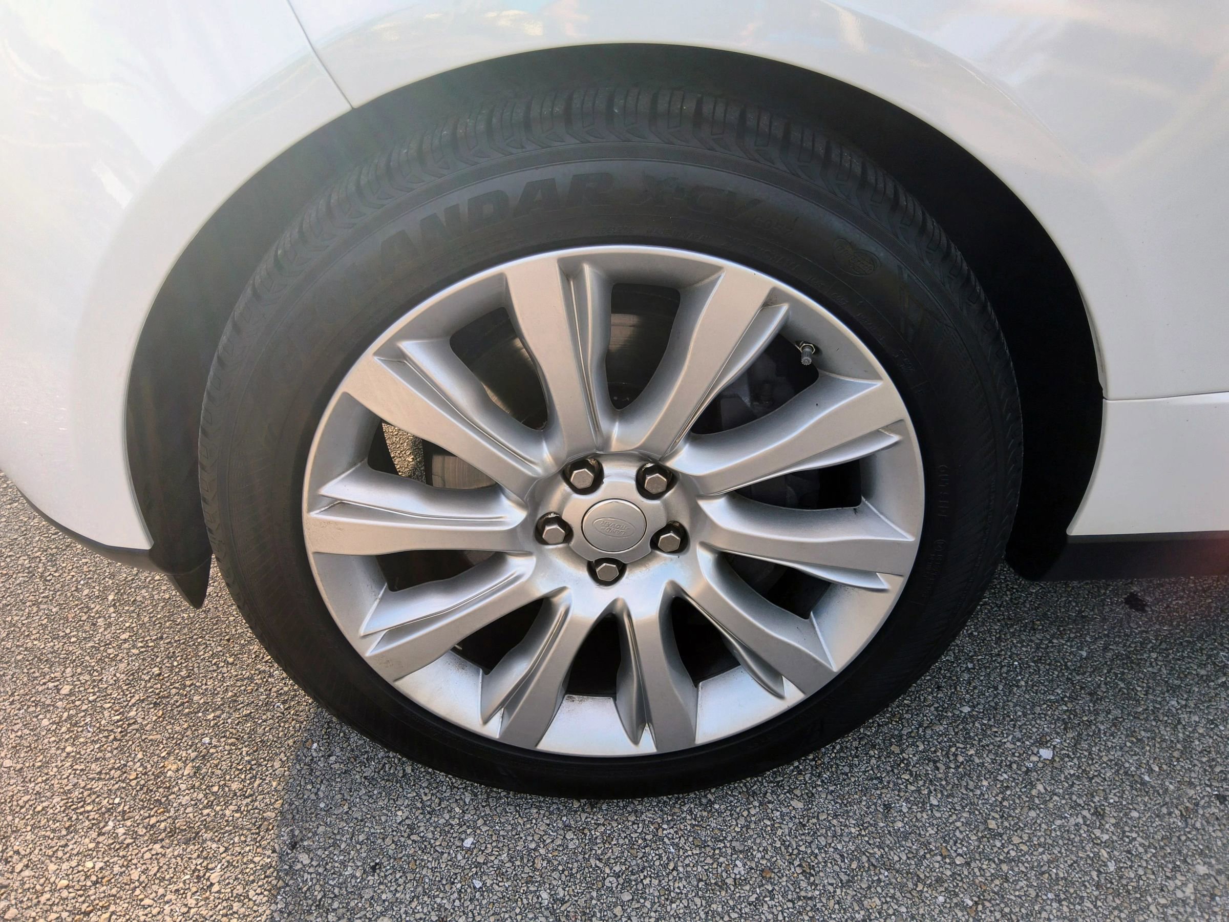 Used 2017 Land Rover Range Rover Supercharged image 43